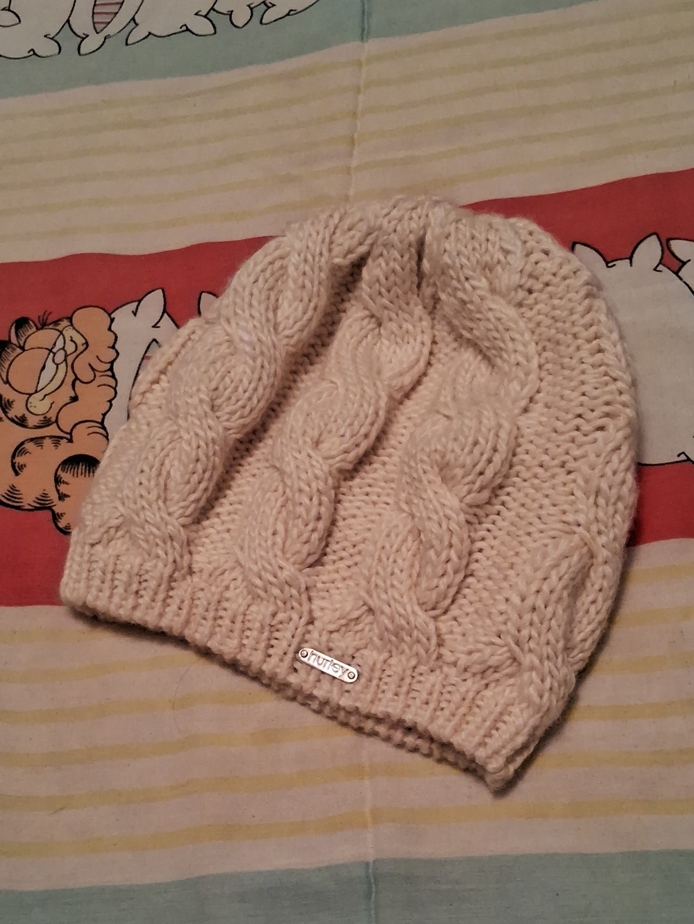 NWOT,Lady's,Super SOFT,Cable Knit,HURLEY Beanie - Cream Colored